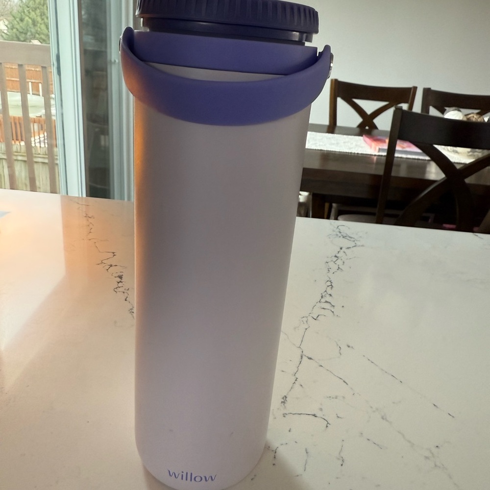 Willow breastmilk cooler